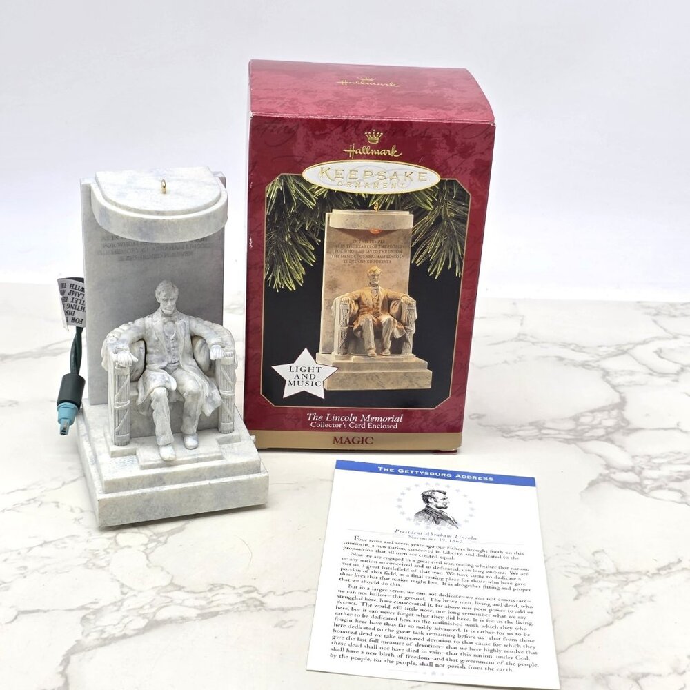 Hallmark Keepsake Magic Ornament The Lincoln Memorial Dated 1997 MAGIC Series